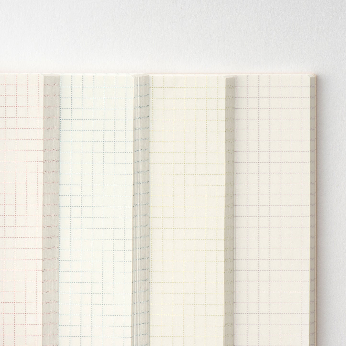Hobonichi - Graph Notebook | Tomitaro Makino Yamazakura