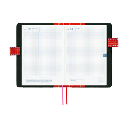 Hobonichi - Yumi Kitagishi: White Cat's Daily Life | A5 Cousin Cover