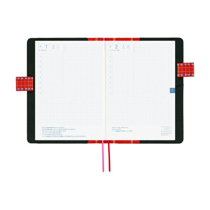 Hobonichi - Yumi Kitagishi: White Cat's Daily Life | A5 Cousin Cover