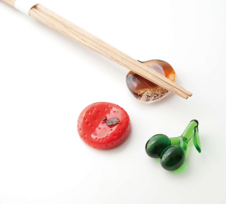 Kawai Tetoca Chopsticks With Glass Rests